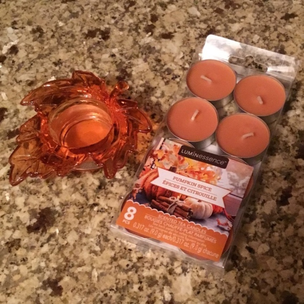 Fall Decor Leaf Tealight Holder & Pumpkin Spice candles - Picture 5 of 8